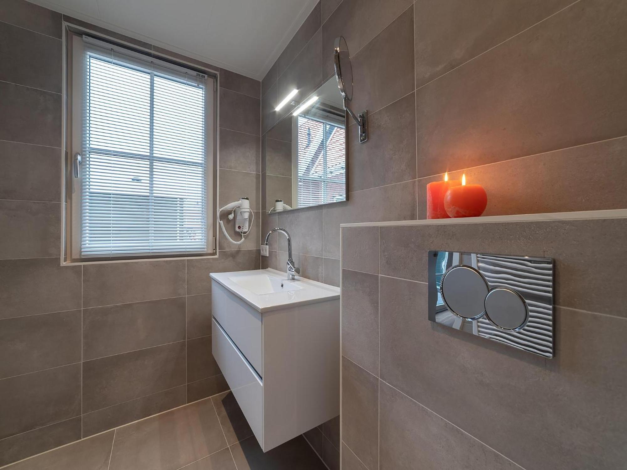 Lovely With A Luxurious Outdoor Sauna *