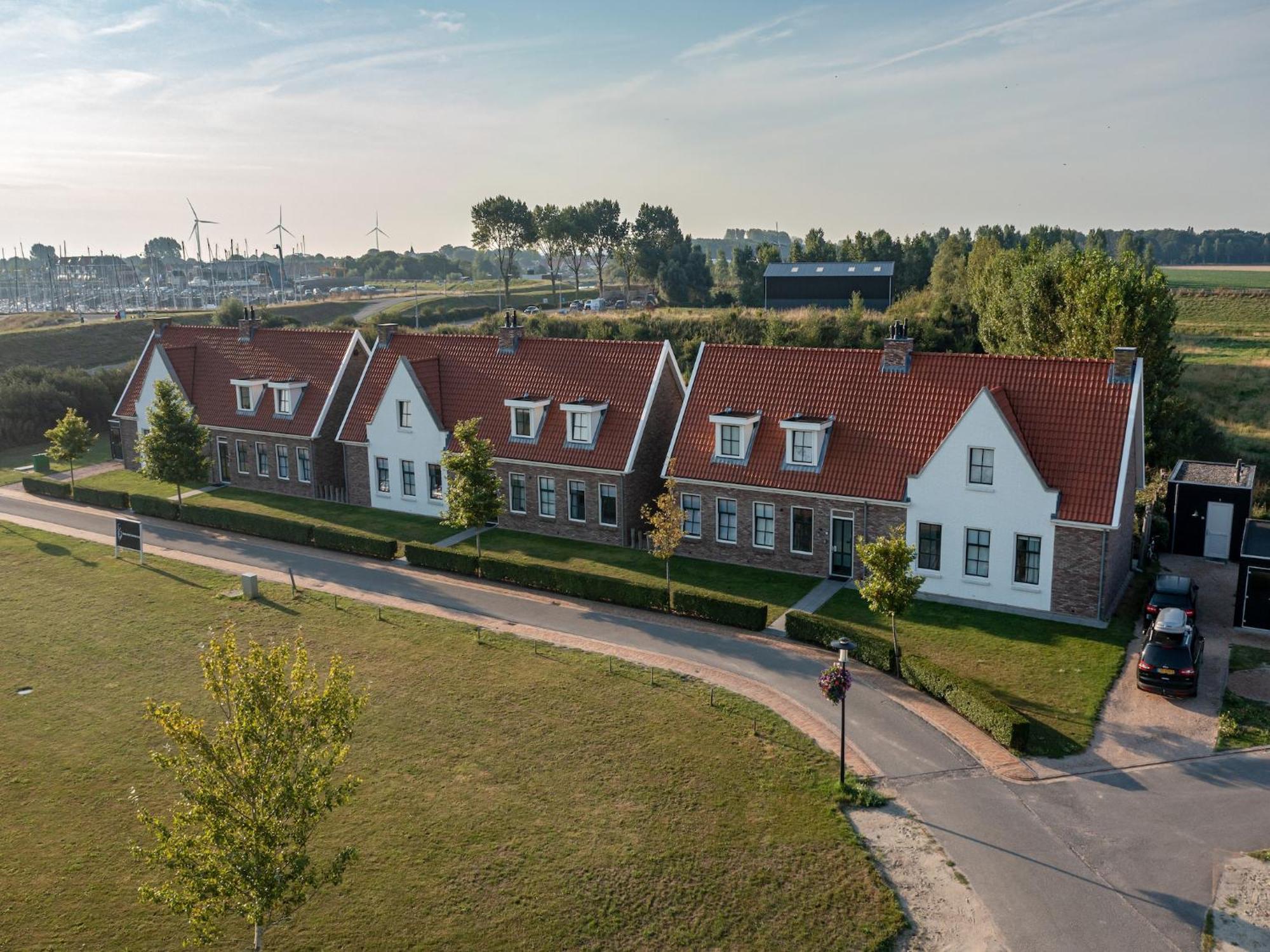 Lovely With A Luxurious Outdoor Sauna Vakantiehuis