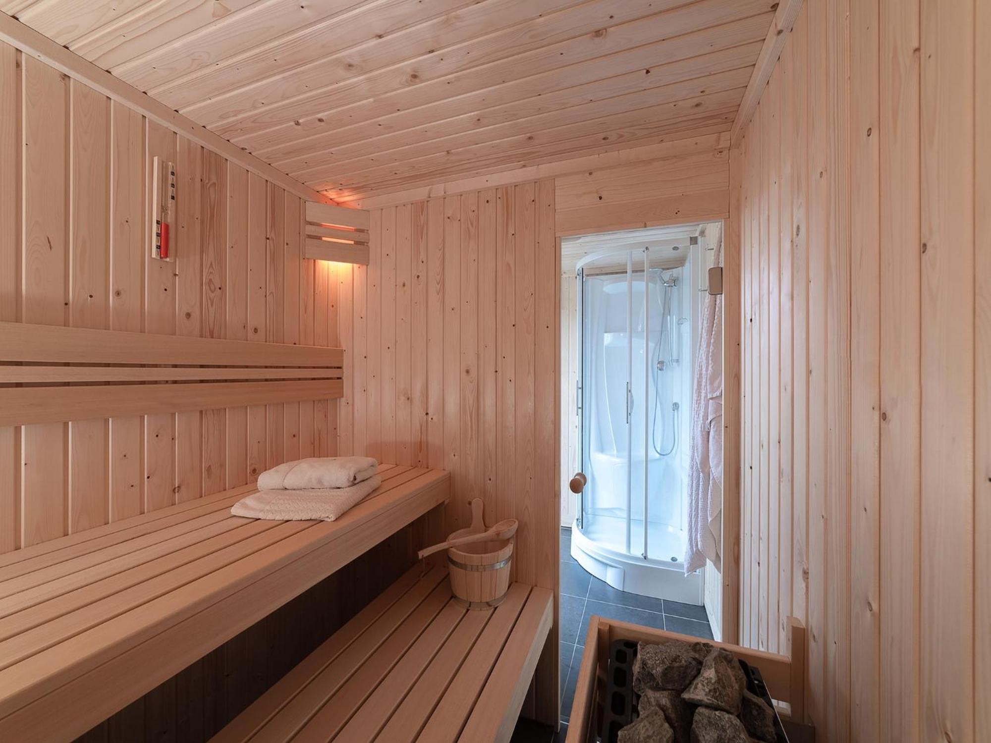 Lovely With A Luxurious Outdoor Sauna *